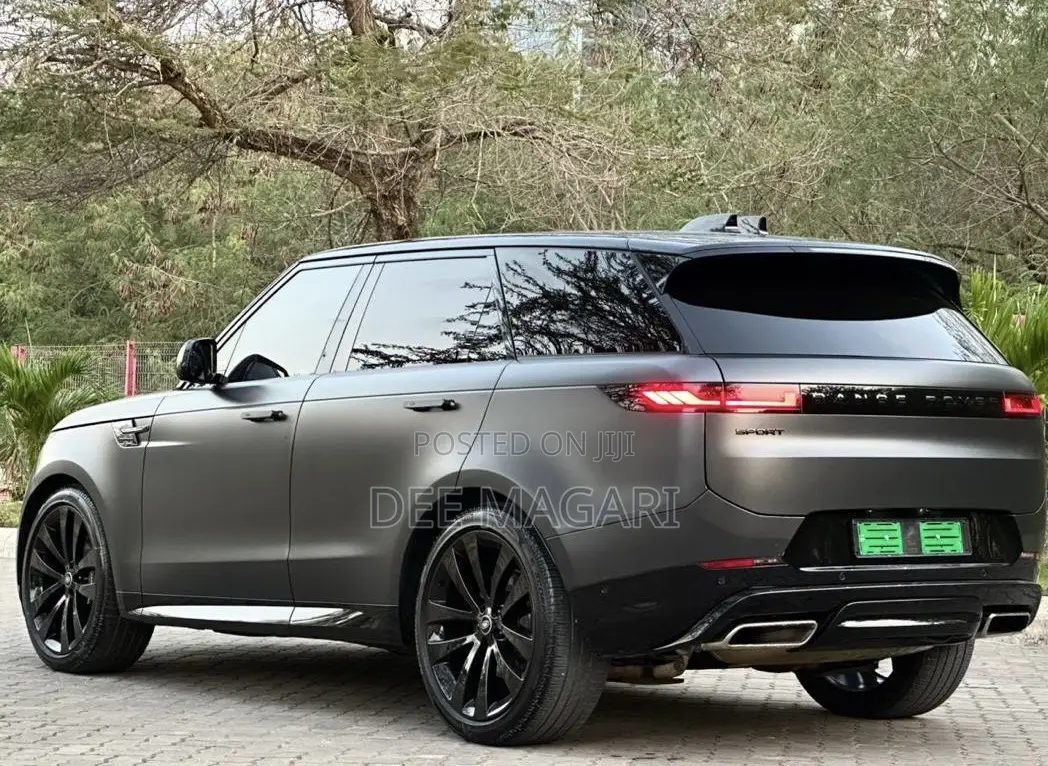 Land Rover Range Rover Sport 2025 Matt Black