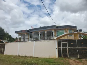 4bdrm Block of Flats in Yusuph Mchakama, Kigamboni for sale