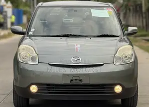 Mazda Verisa 2005 Gray