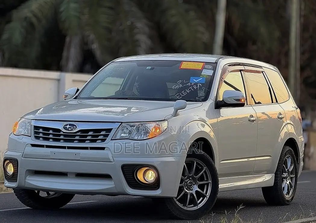 Subaru Forester 2012 White