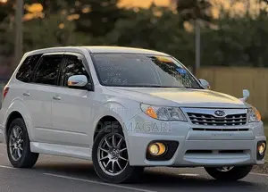 Subaru Forester 2012 White