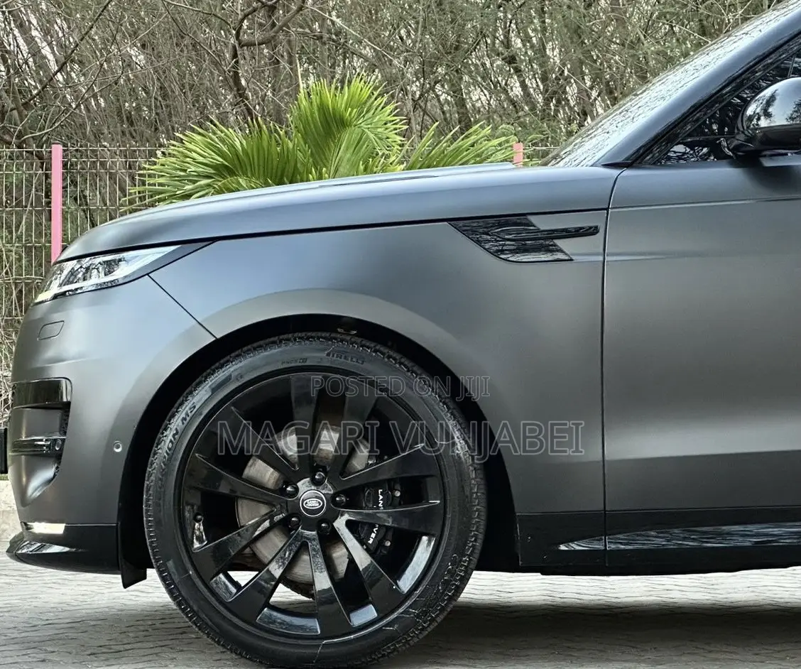 Land Rover Range Rover Sport 2025 Gray