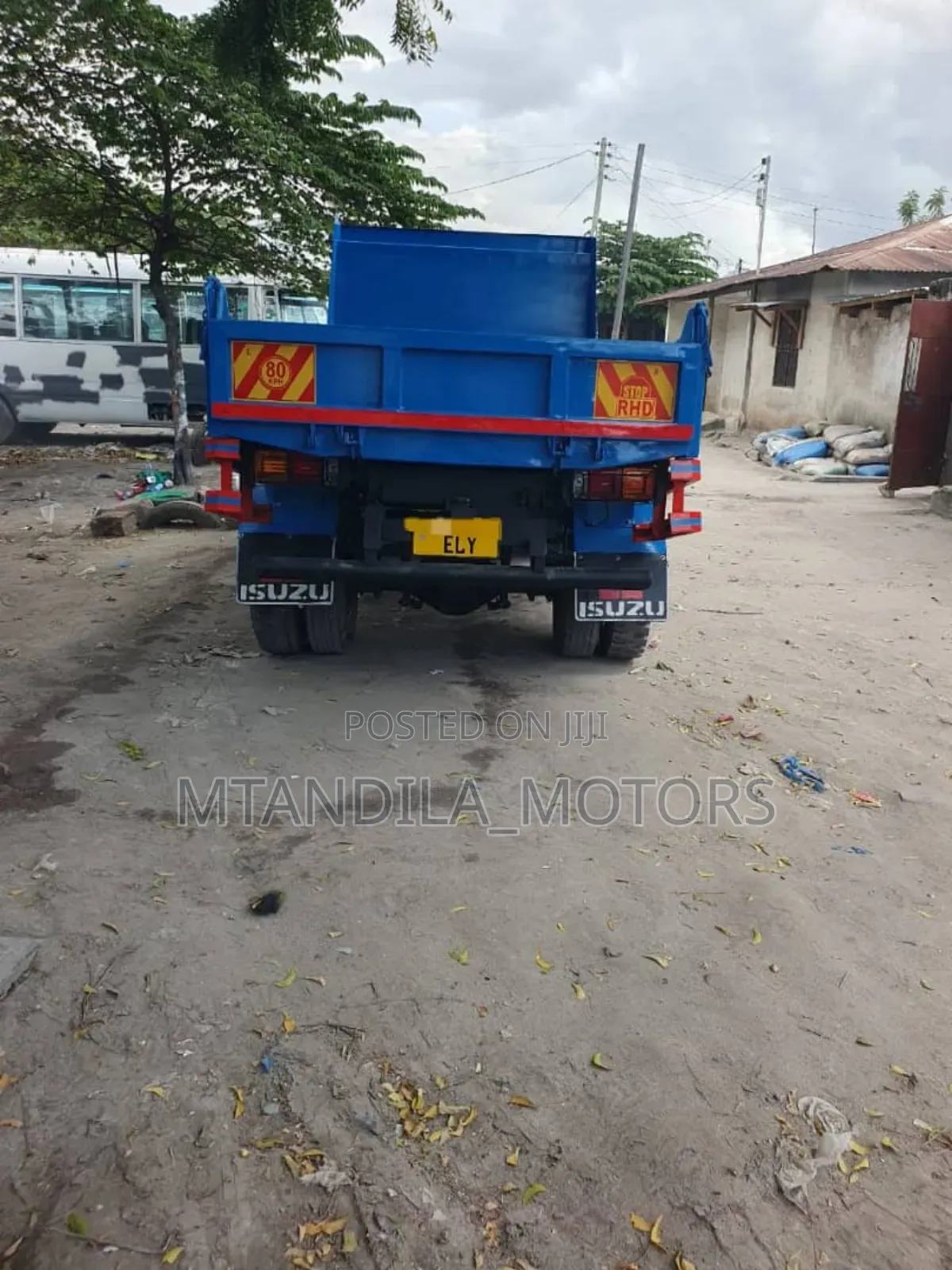Isuzu Canter
