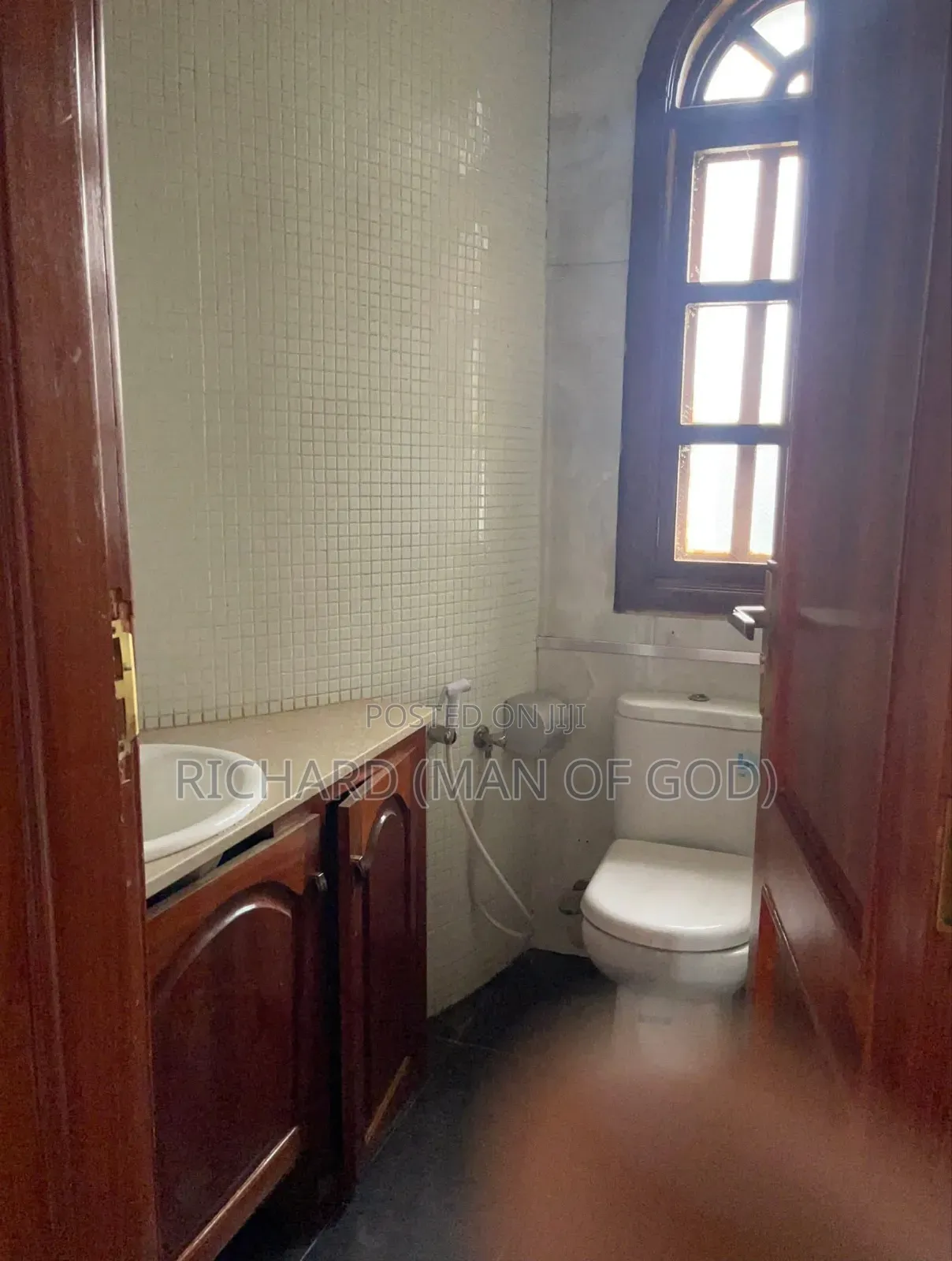 6bdrm Mansion in Arusha for rent