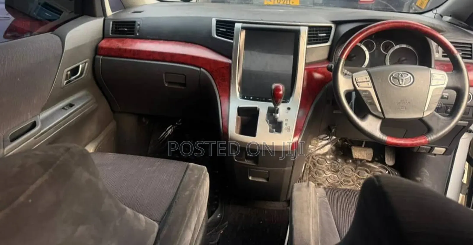 Toyota Vellfire 2008 White