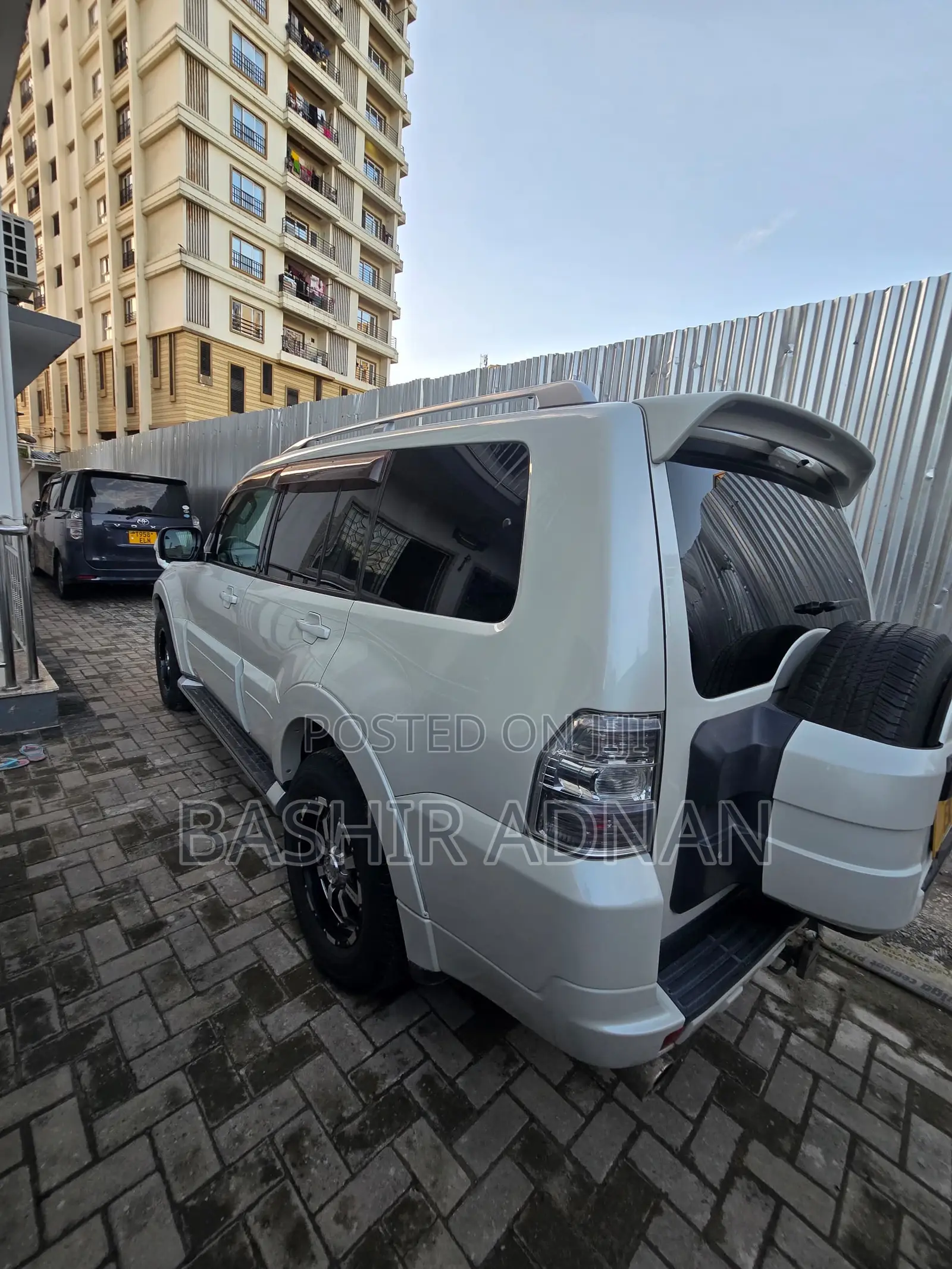 Mitsubishi Pajero 2007 White