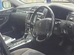Toyota Crown 2006 Black