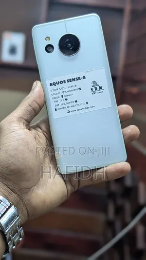Sharp Aquos Sense 8 128 GB Silver