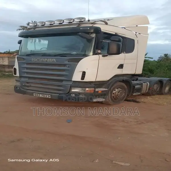Scania R420 6x2 at Zanzibar