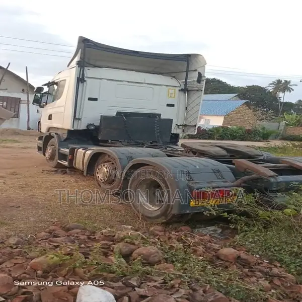 Scania R420 6x2 at Zanzibar