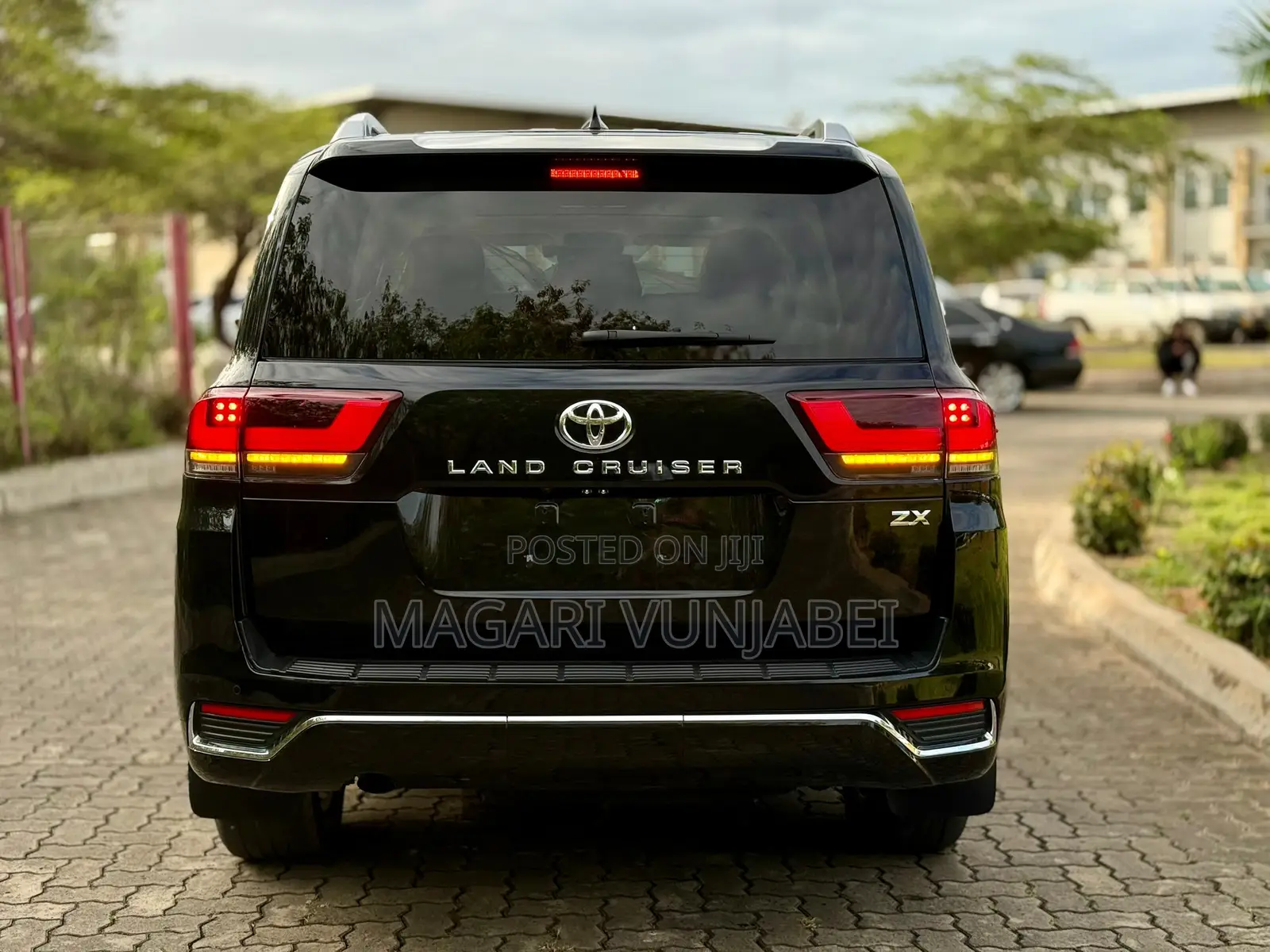 Toyota Land Cruiser 2023 Matt Black