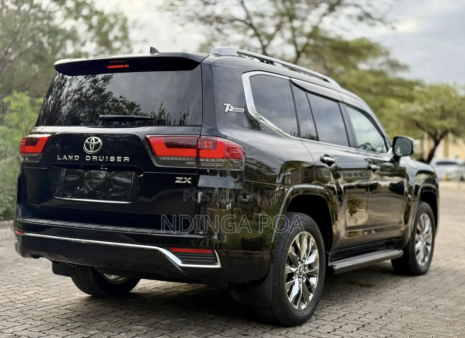 Toyota Land Cruiser 2023 Black