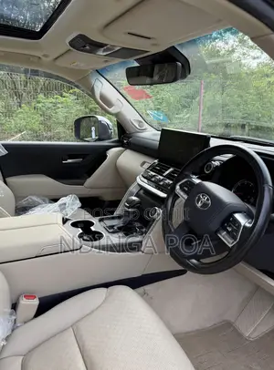 Toyota Land Cruiser 2023 Black