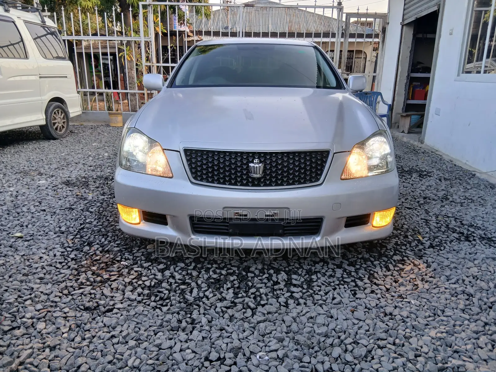 Toyota Crown 2006 Silver
