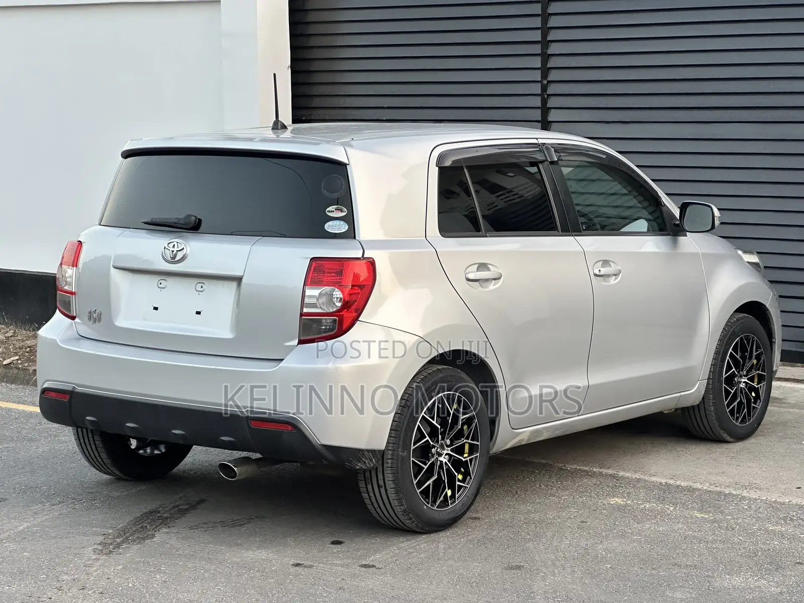 Toyota IST 2007 Silver