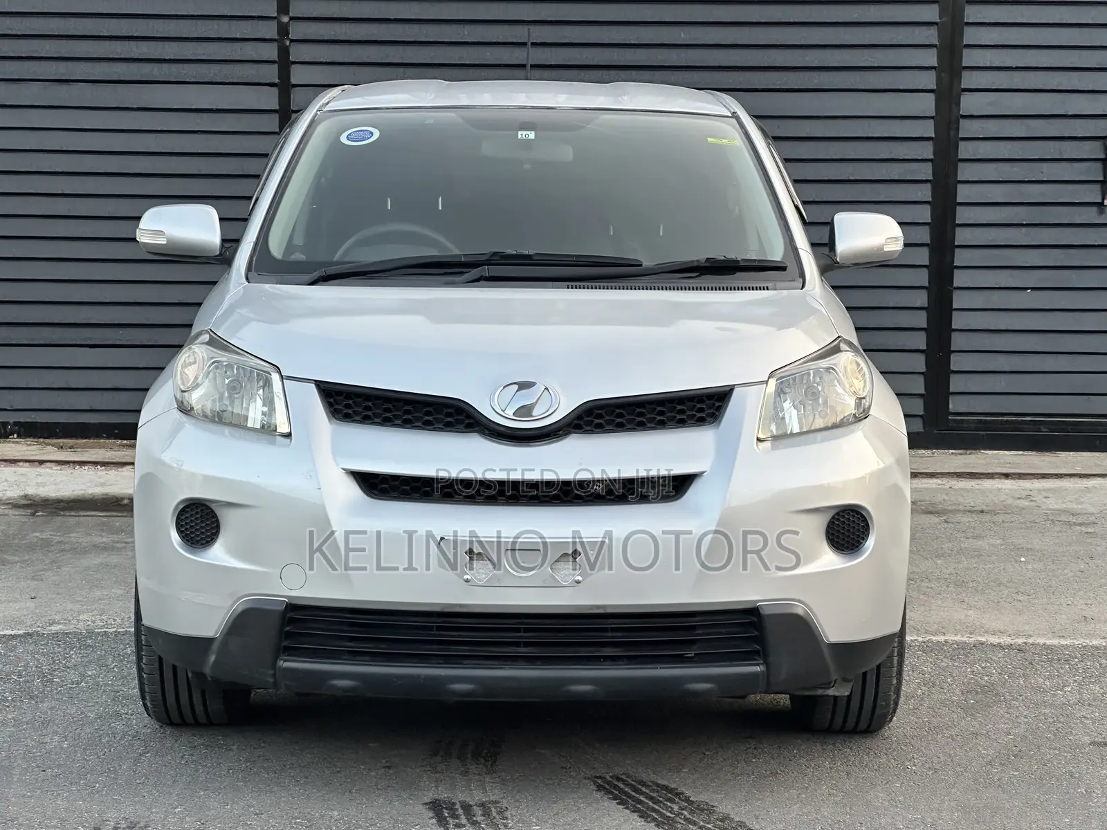 Toyota IST 2007 Silver