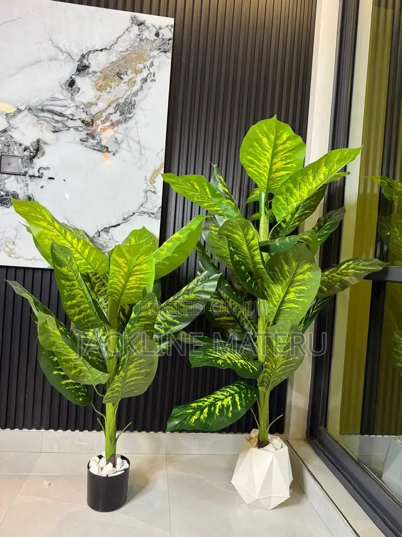 Amara Artificial Tree (Gimbi )