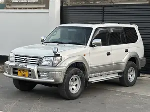 Toyota Land Cruiser Prado 2001 White