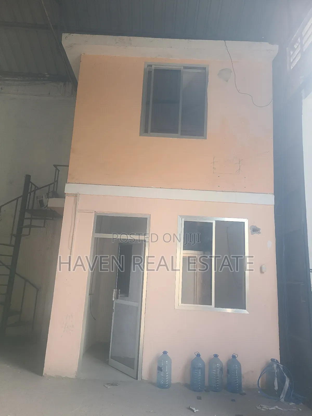 Godown for Rent at Changombe