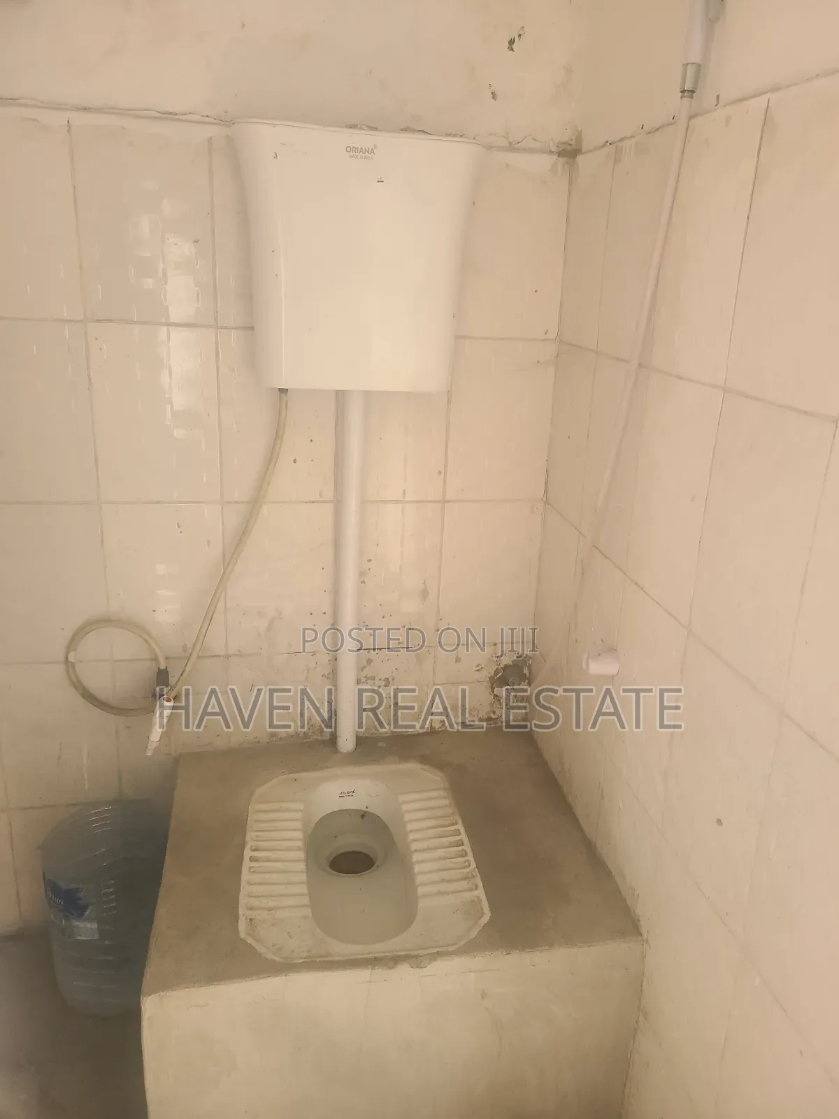 Godown for Rent at Changombe