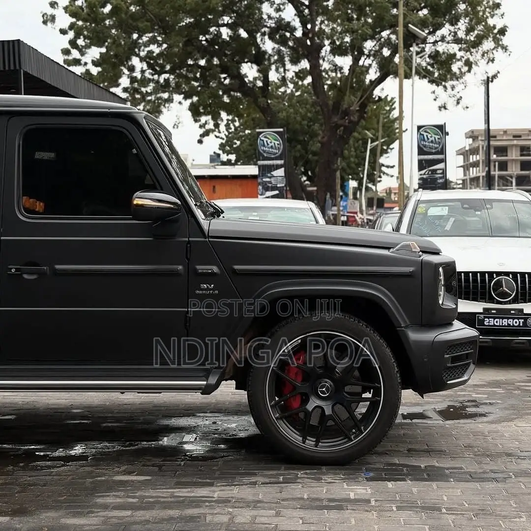 Mercedes-Benz E63 2021 Black