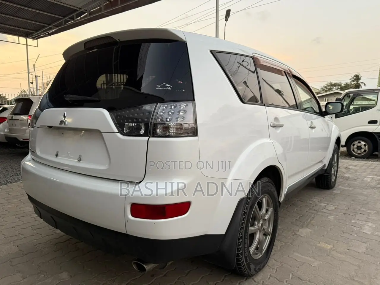 Mitsubishi Outlander 2.4 2008 White