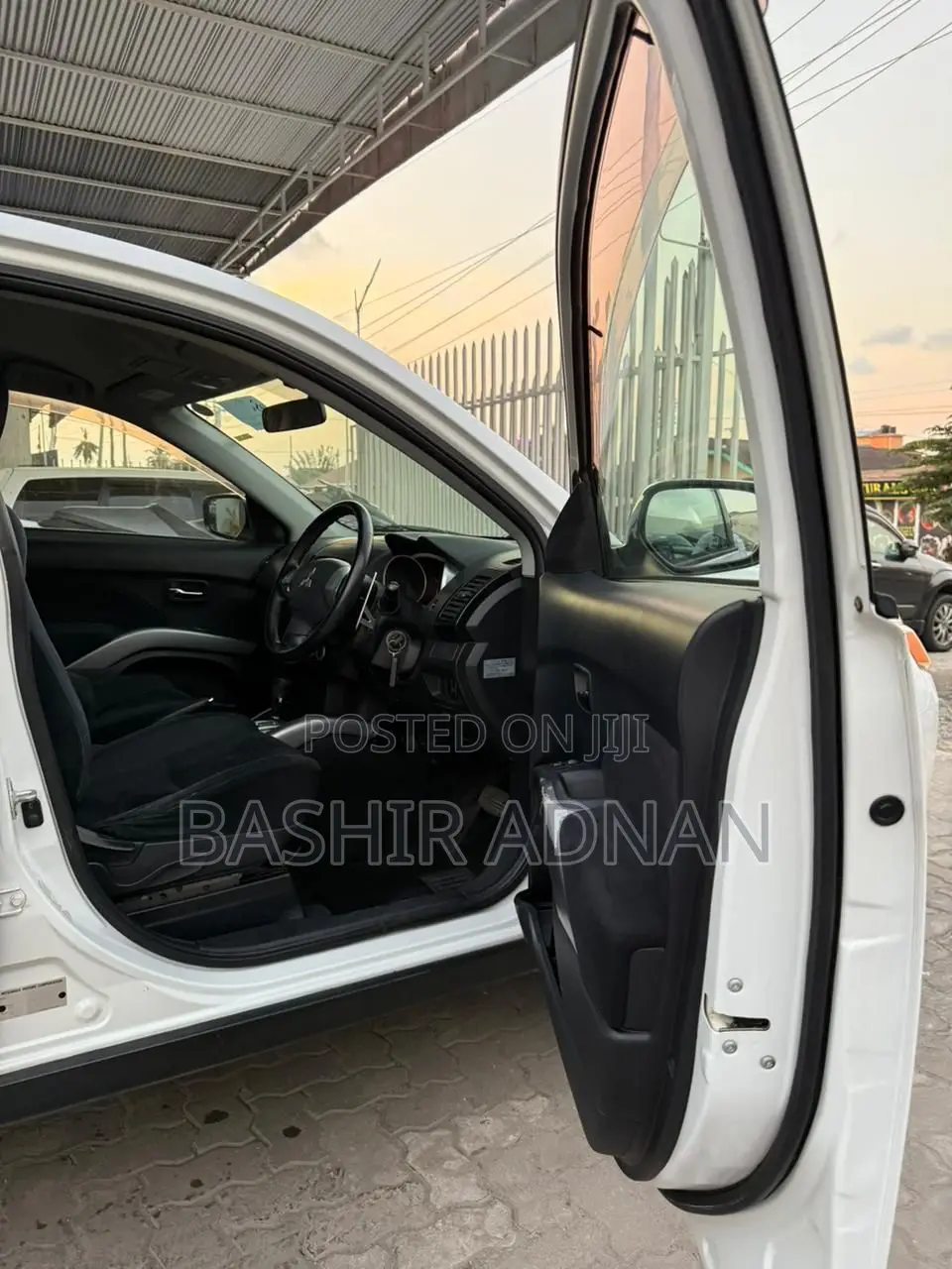 Mitsubishi Outlander 2.4 2008 White
