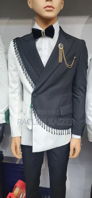Asymmetrical Tuxedo-Style Suit With a Unique Design