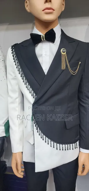 Asymmetrical Tuxedo-Style Suit With a Unique Design