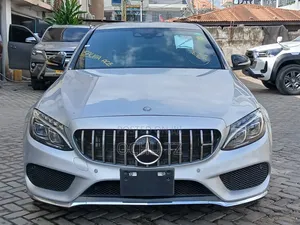 Mercedes-Benz C200 2015 Silver