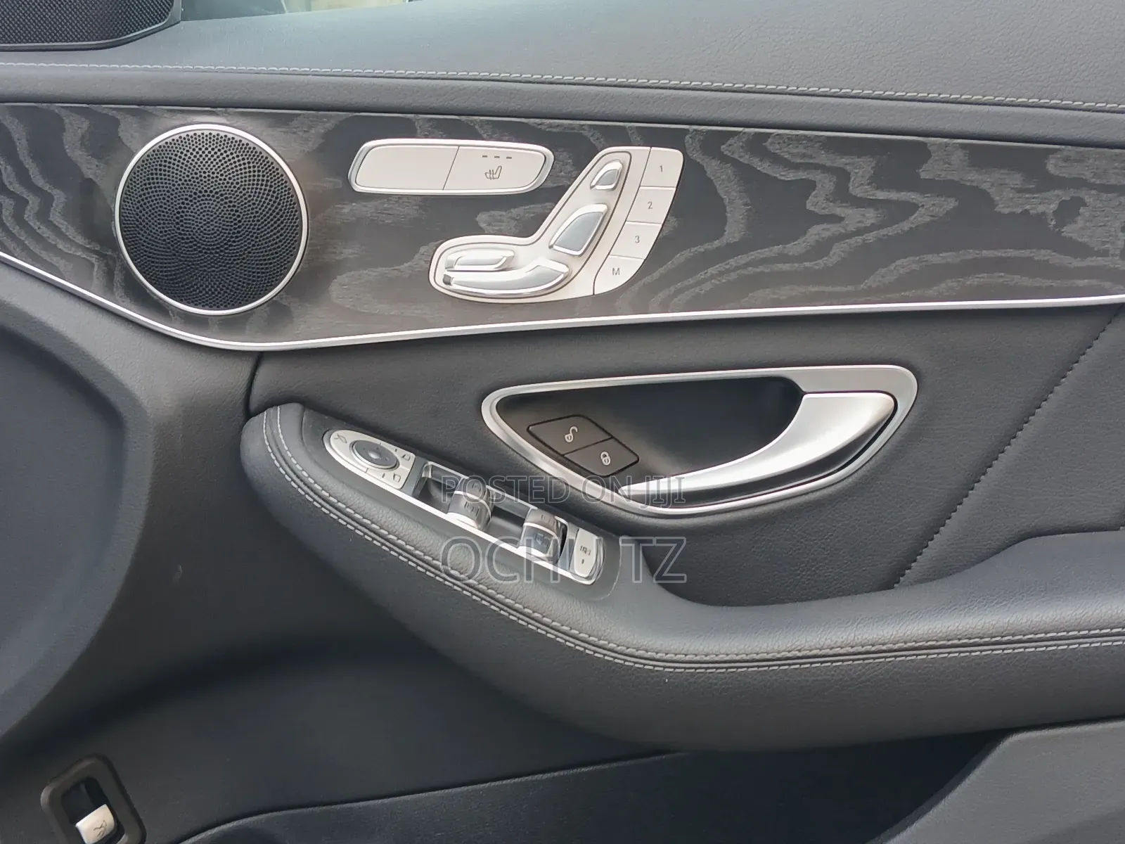 Mercedes-Benz C200 2015 Silver
