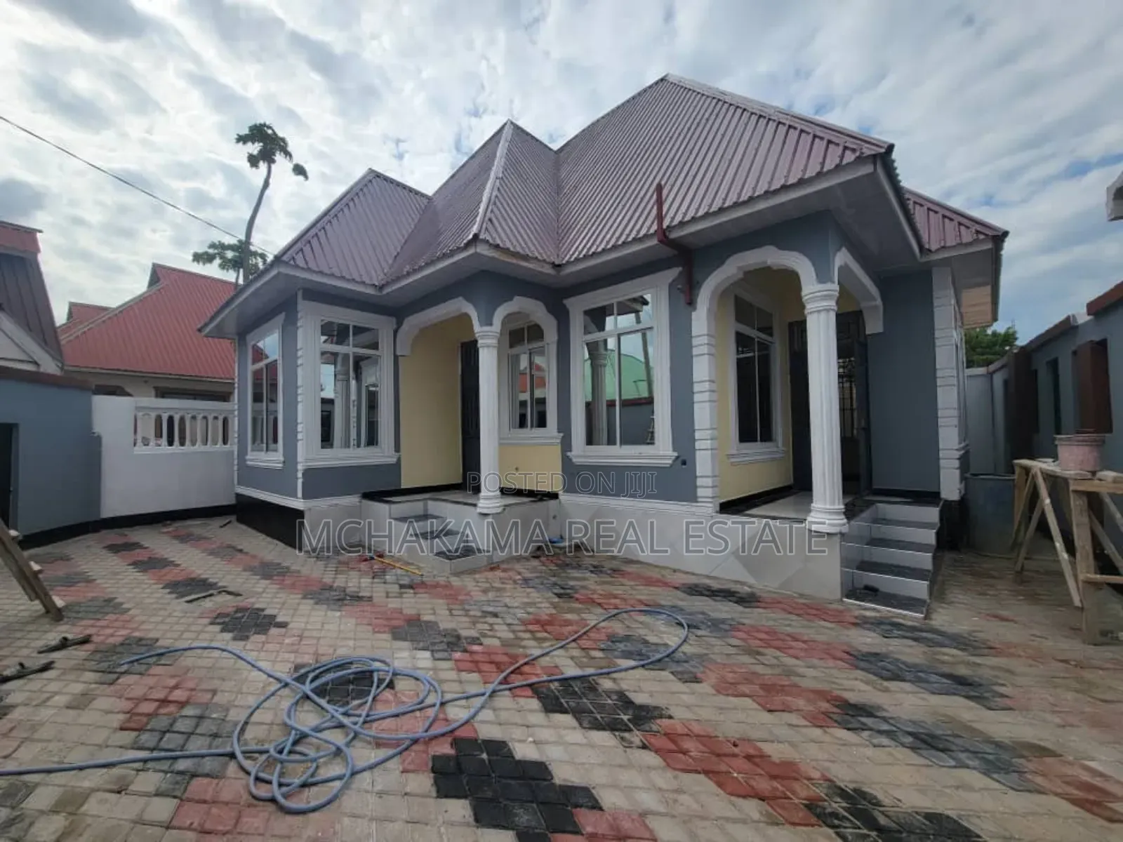 3bdrm House in Yusuph Mchakama, Chamazi for sale