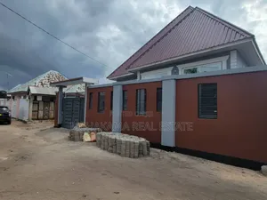 3bdrm House in Yusuph Mchakama, Chamazi for sale