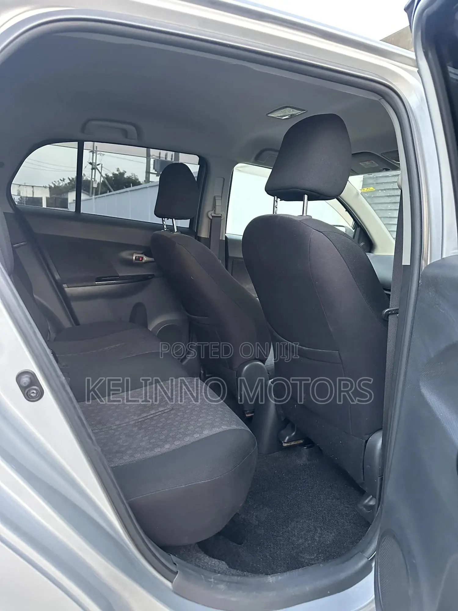 Toyota IST 2007 Silver