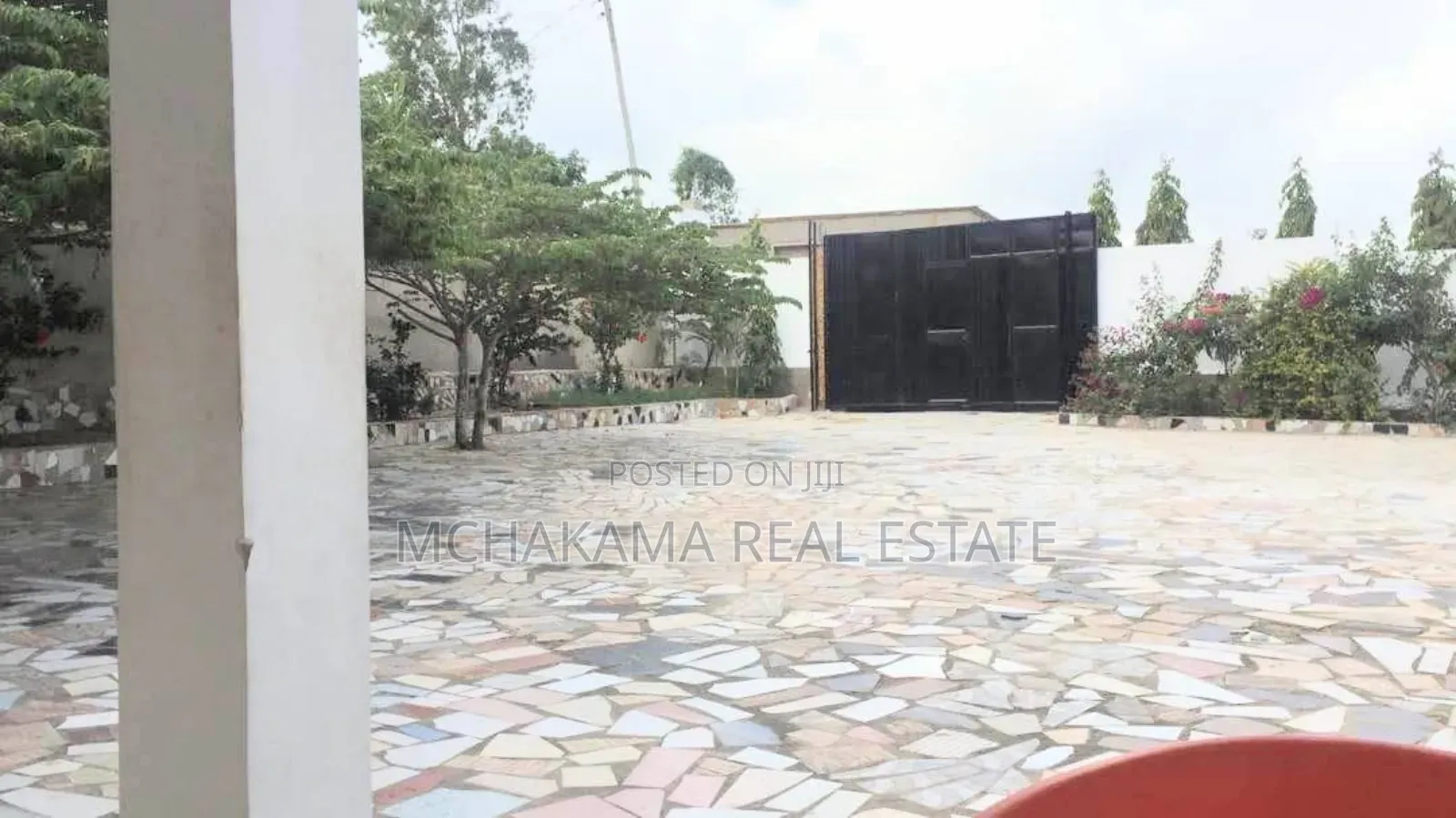 3bdrm House in Yusuph Mchakama, Goba for sale