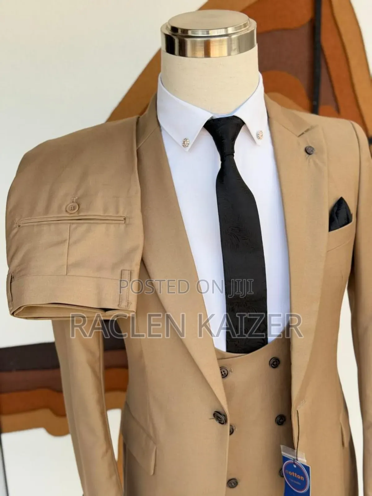 Brand Bagozza Light Brown Suit Complete
