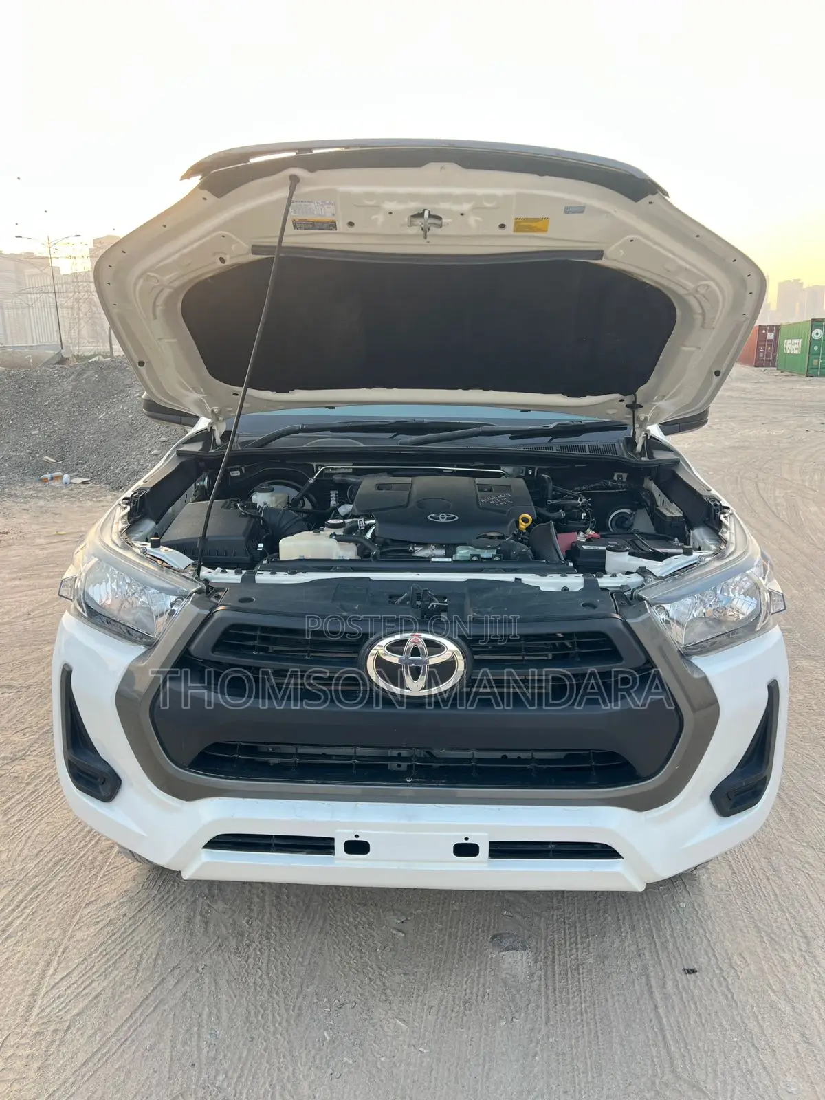 Toyota Hilux 2022 Off white
