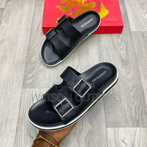 Men's Sandals Very Elegant and Hot in Clarks Top Brand