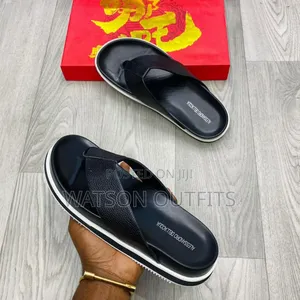 Men's Sandals Very Elegant and Hot in Clarks Top Brand