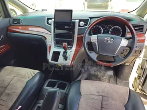 Toyota Vellfire 2008 White