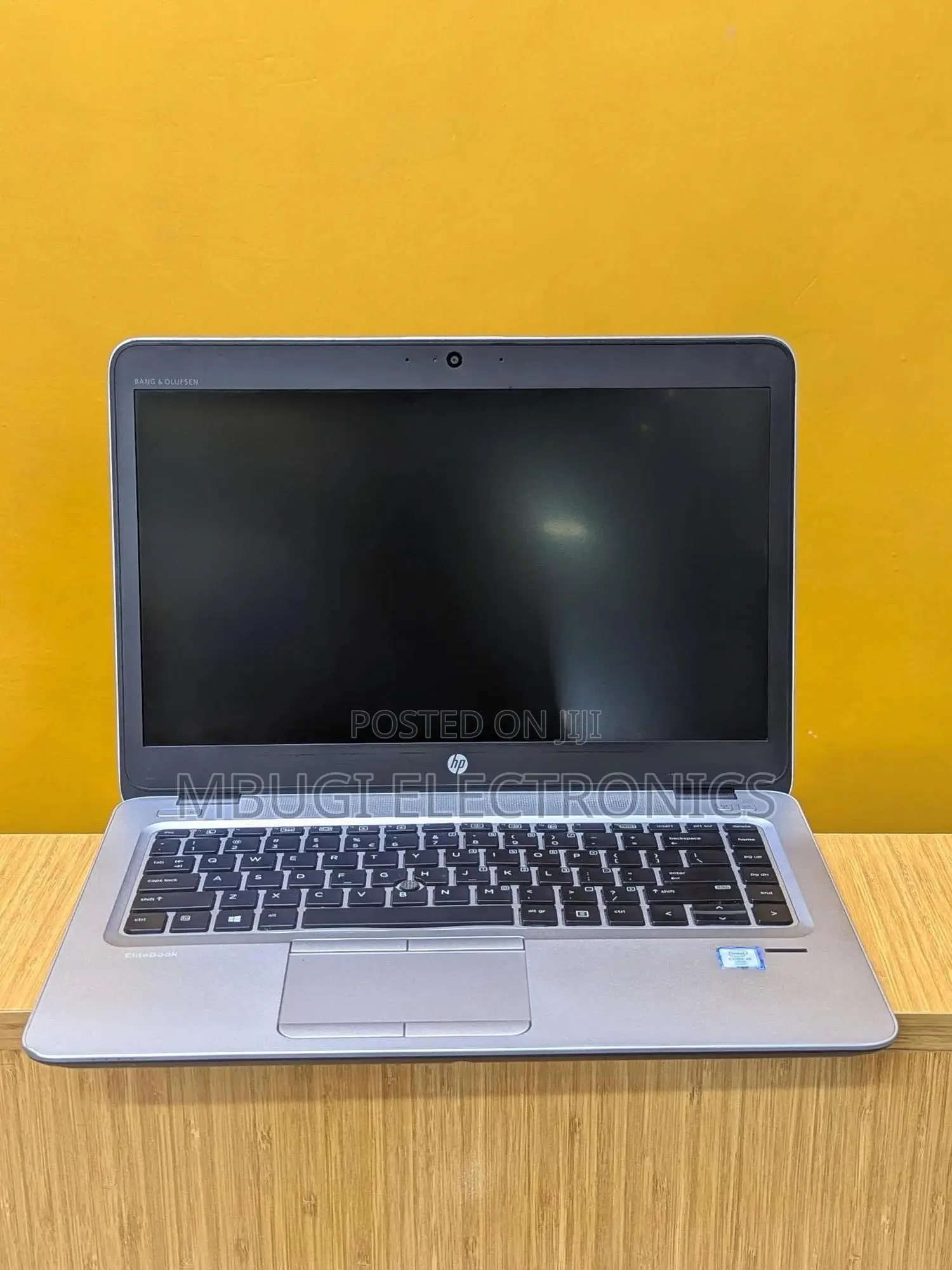 Laptop HP EliteBook 820 G3 8GB Intel Core I5 HDD+SSD 256GB