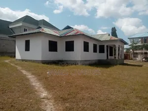 4bdrm House in Mtoni Kijichi for sale