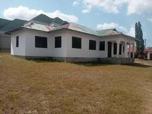 4bdrm House in Mtoni Kijichi for sale
