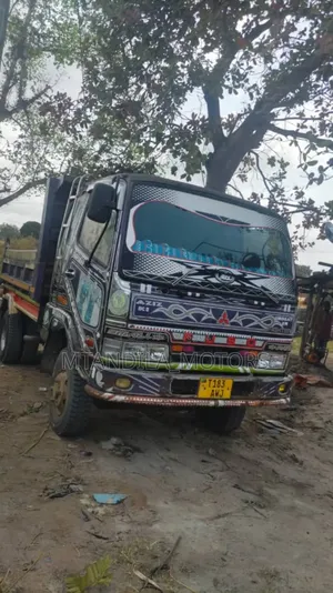 Fuso Fighter Seventeen