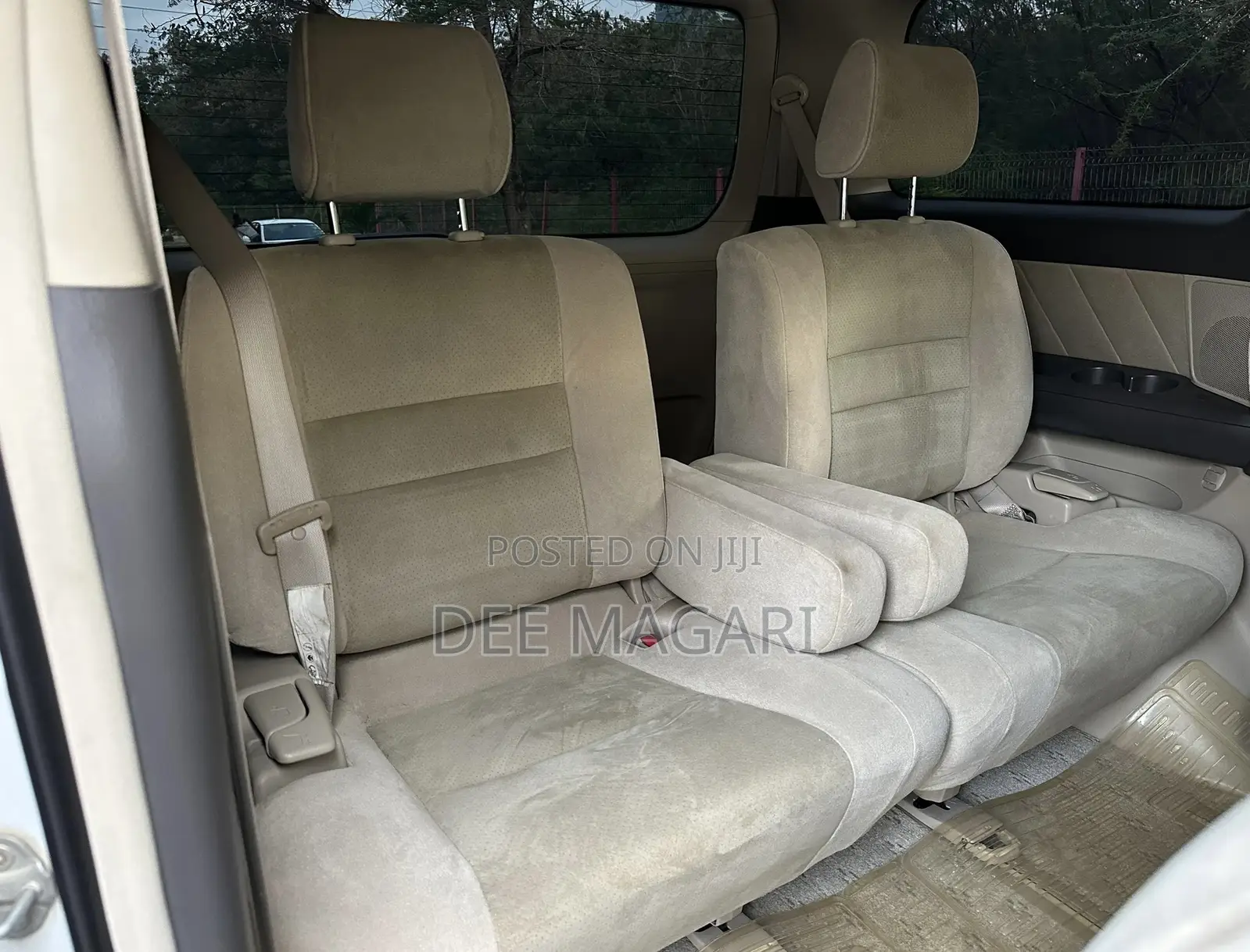Toyota Alphard 2004 White