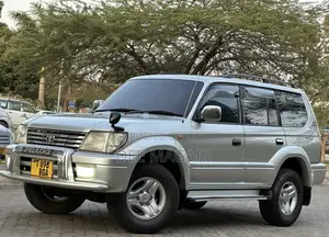 Toyota Land Cruiser Prado 2002 Silver