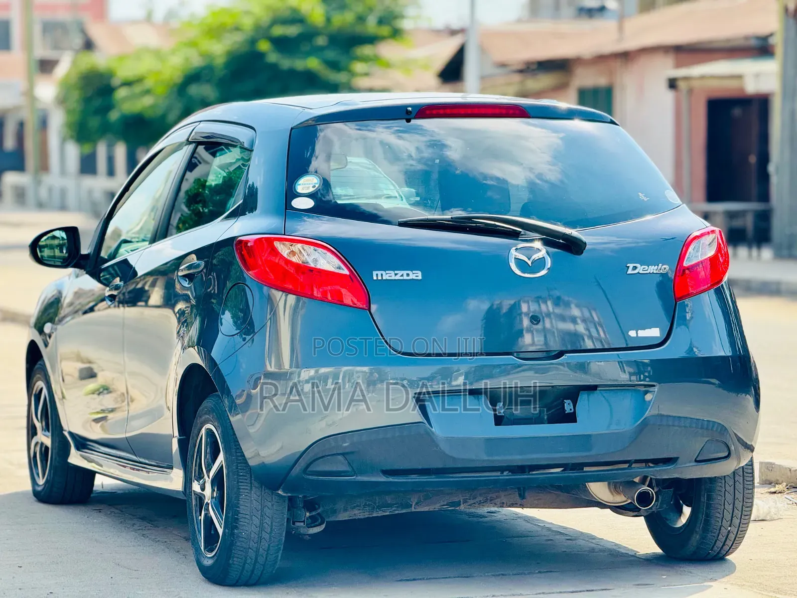 Mazda Verisa 2009 Gray