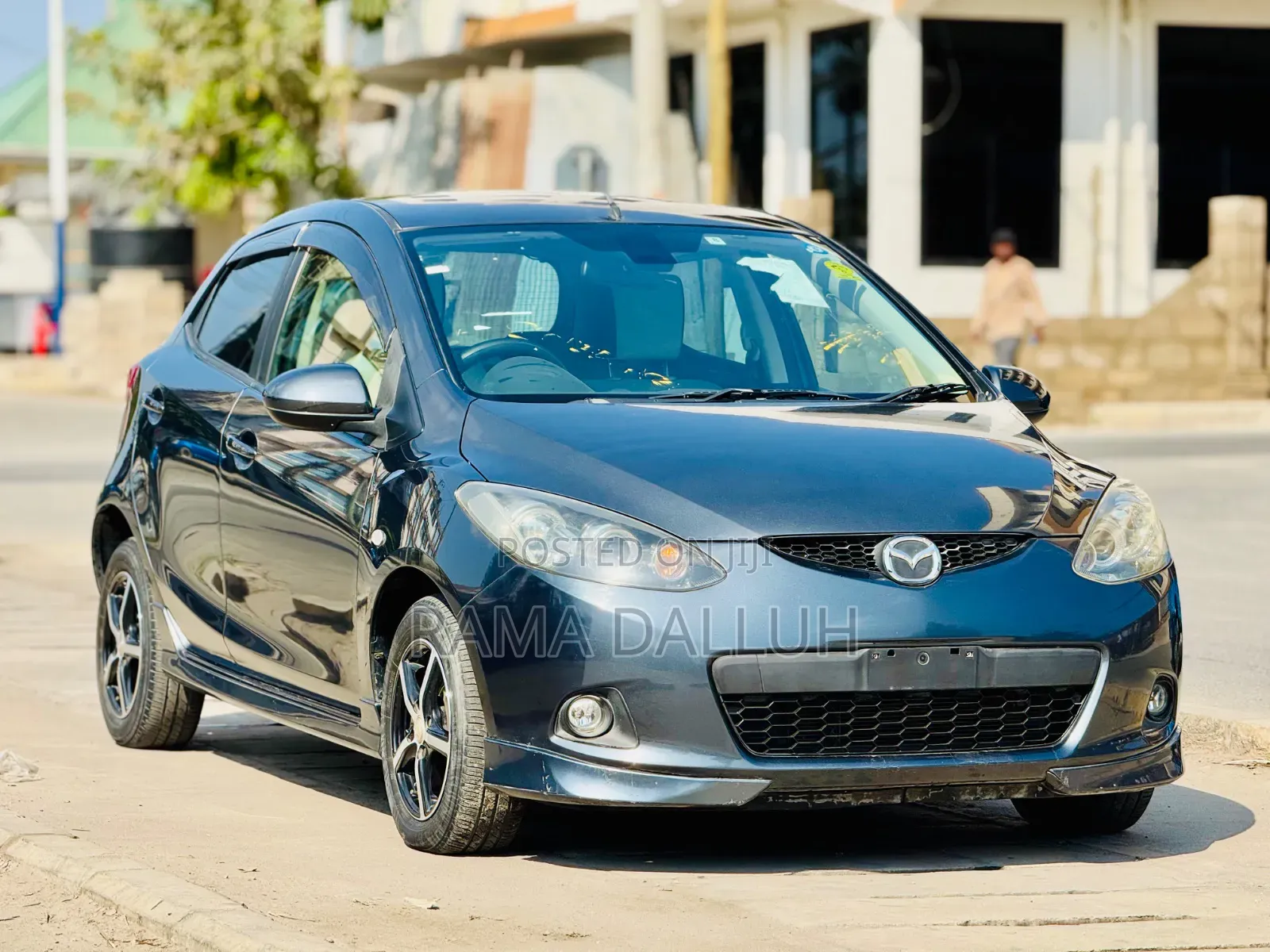 Mazda Verisa 2009 Gray