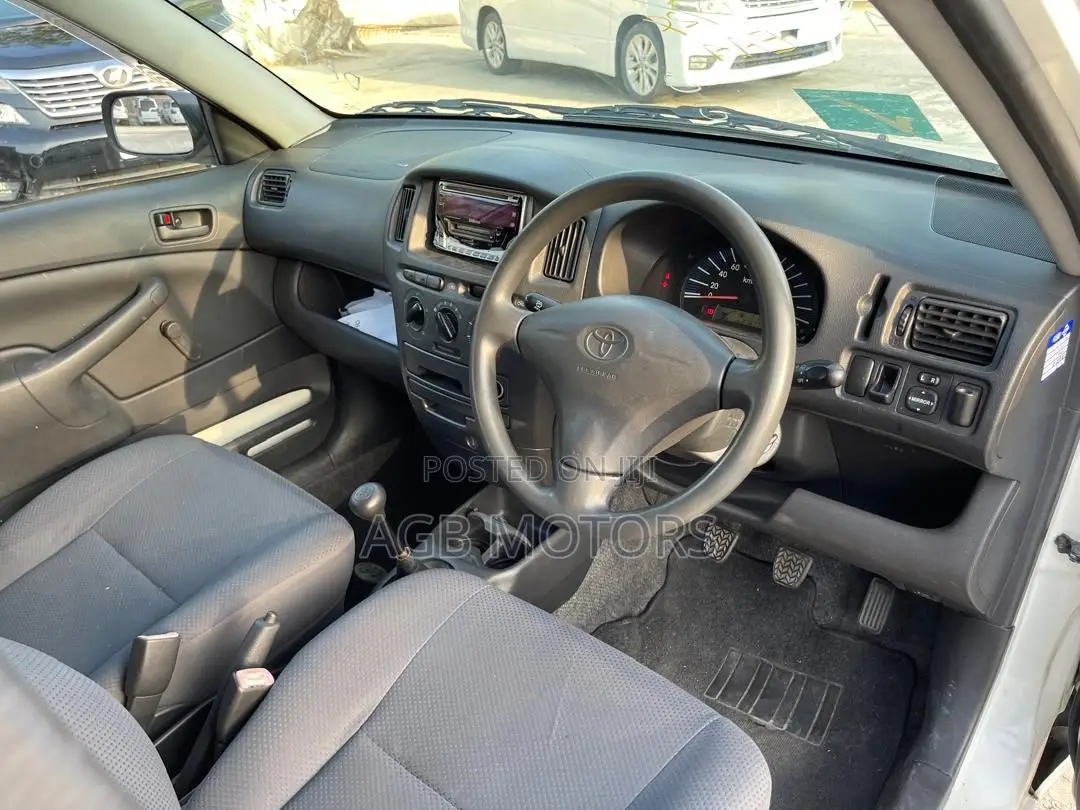Toyota Probox 2004 White