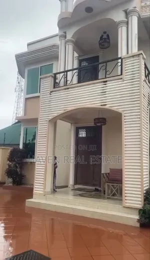 4bdrm House in Kijitonyama for sale
